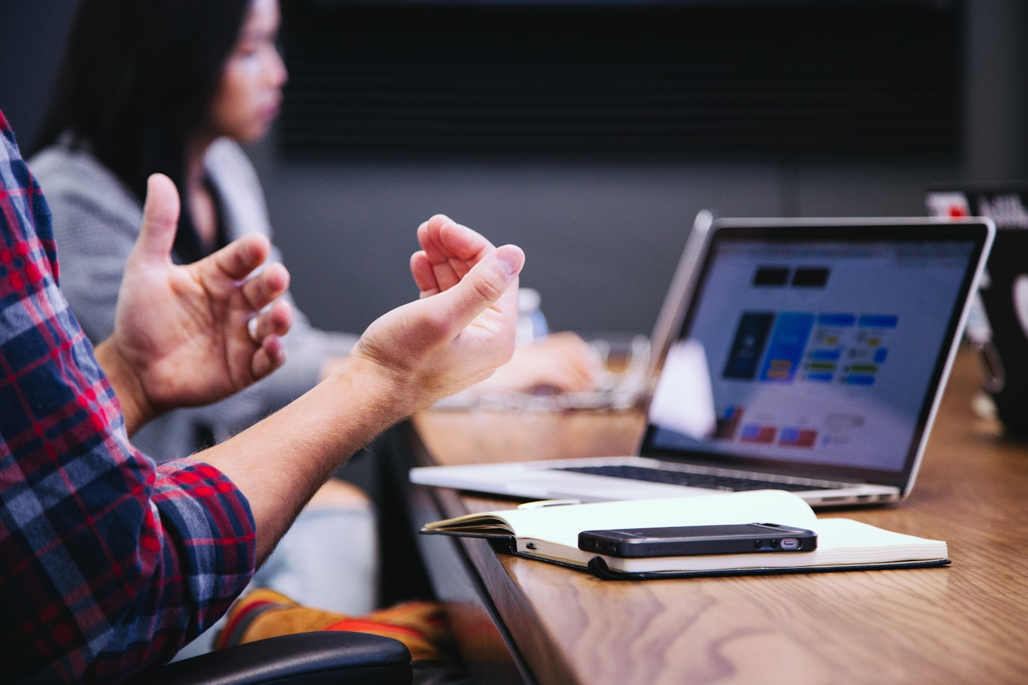 AulaViva: liderant la transformació digital educativa